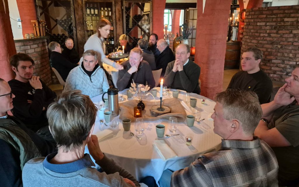 Lunch på Heagård - foto T Johansson-Agroväst